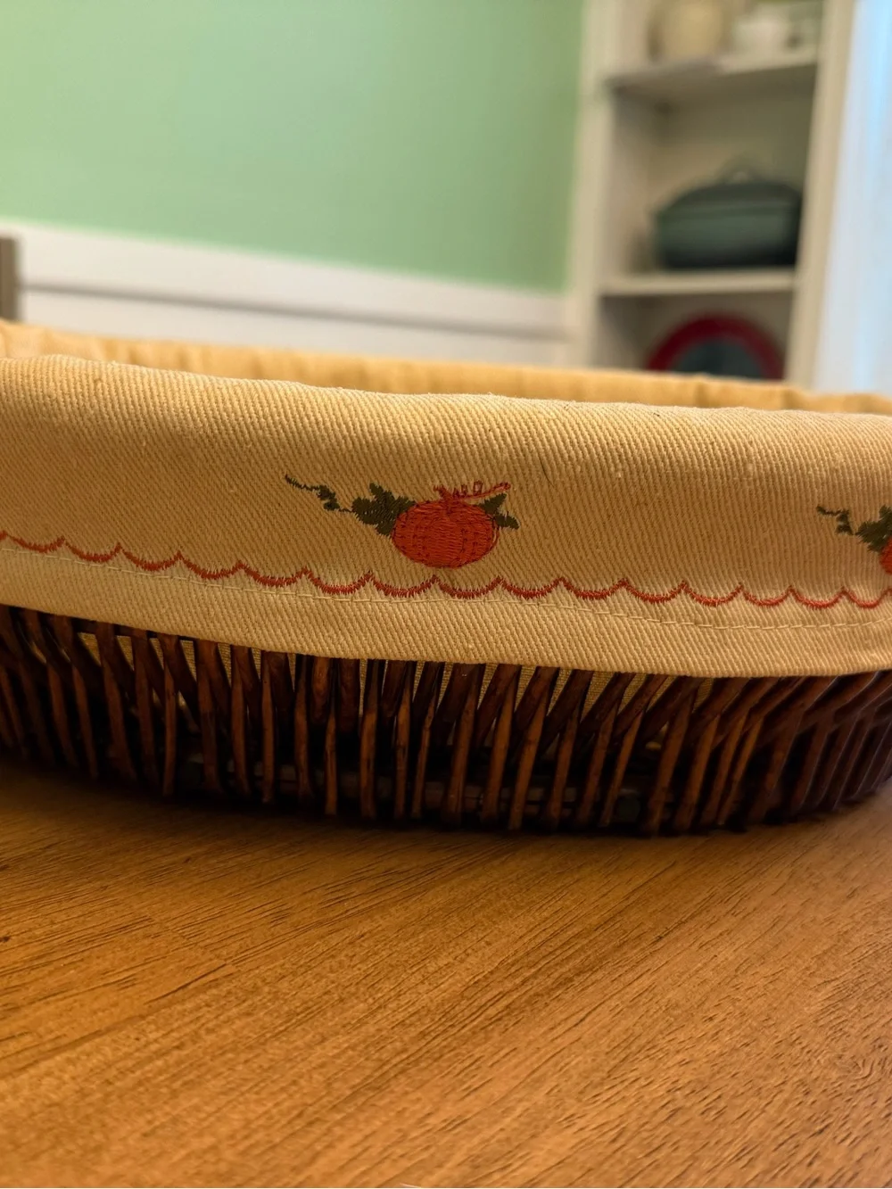 Vintage Woven Wicker Fall Pumpkin Bread Basket with Removable Fabric Liner
